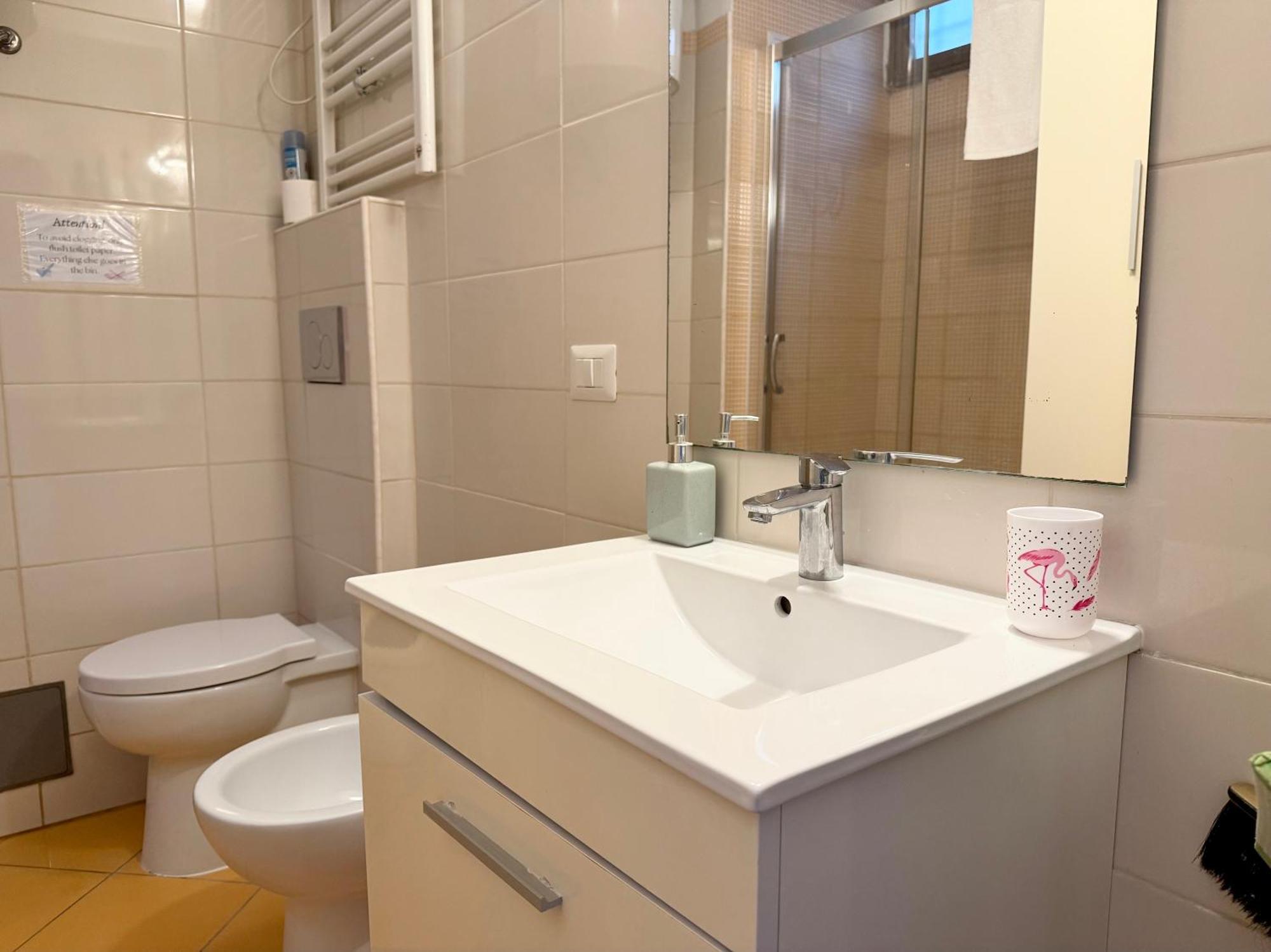 L'atelier - Mostra Sospesa Apartamento Roma